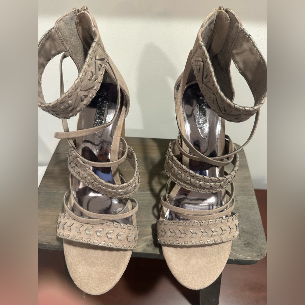 Carlos by Carlos Santana Women’s Taupe Strappy Braided Sandal, Size 8